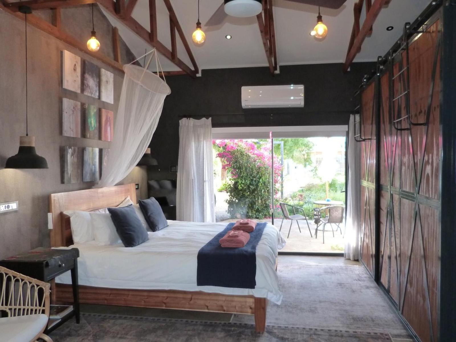 Hannah's Haven Studio Deluxe Lägenhet Beaufort West Exteriör bild
